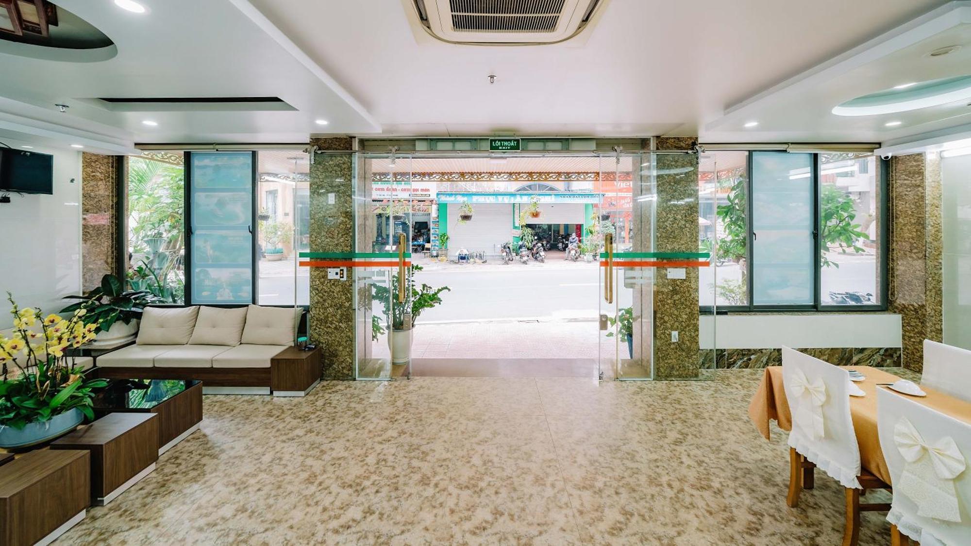 Phuong Dong Hotel Dong Khe Sau ภายนอก รูปภาพ