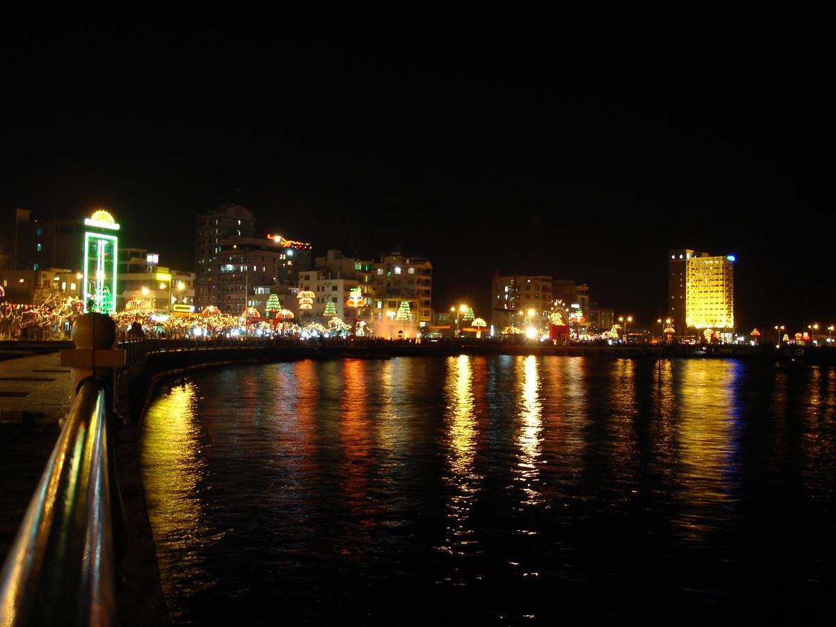 Phuong Dong Hotel Dong Khe Sau ภายนอก รูปภาพ