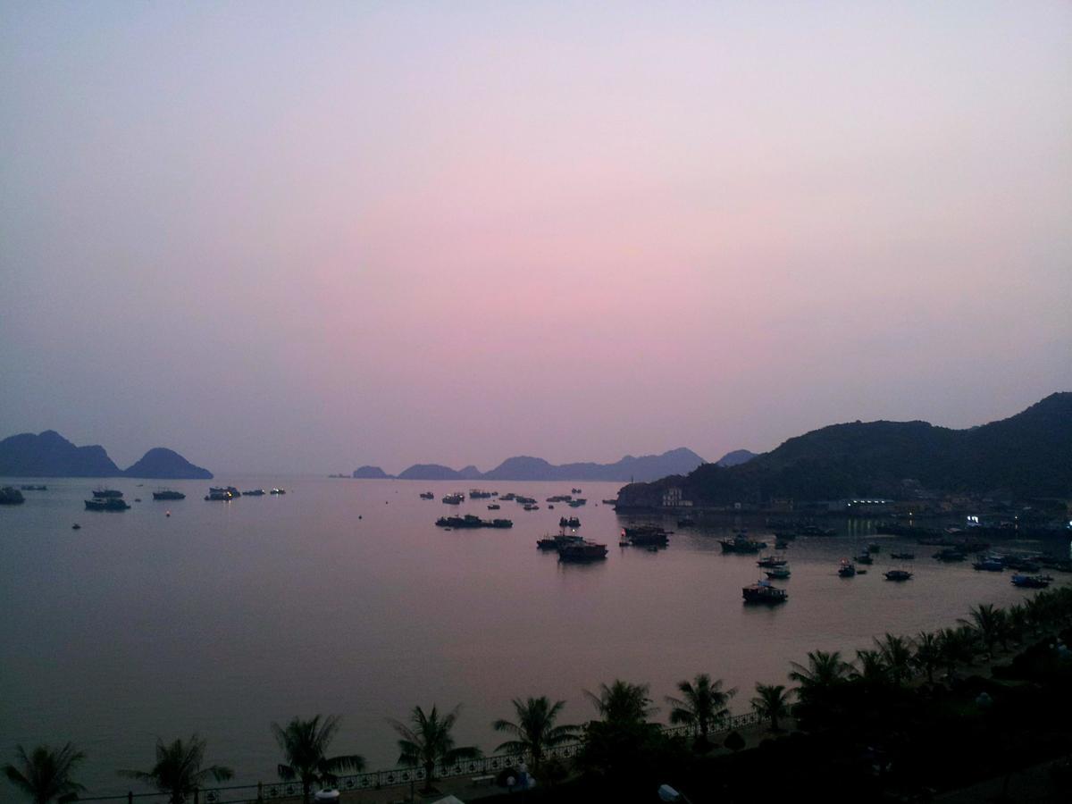 Phuong Dong Hotel Dong Khe Sau ภายนอก รูปภาพ